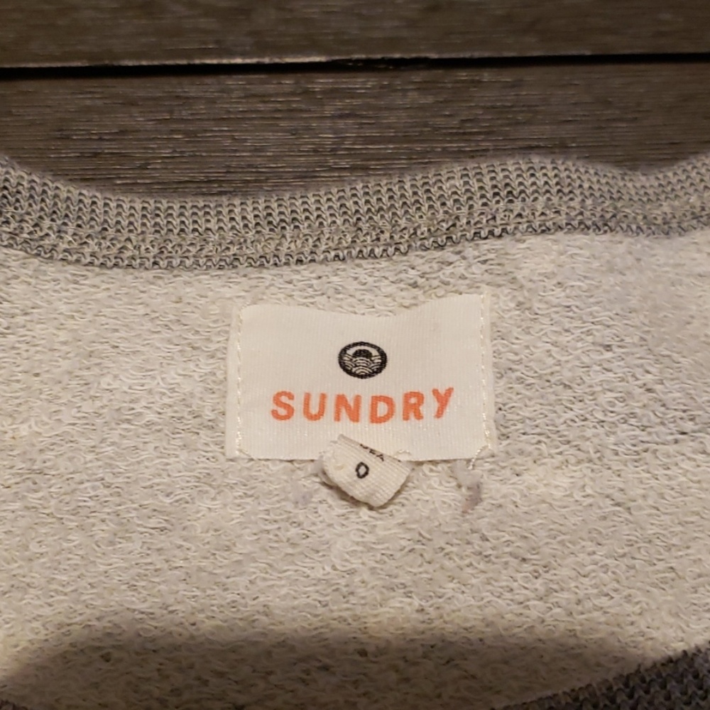 Sundry Sweatshirt - Picture 2 of 6
